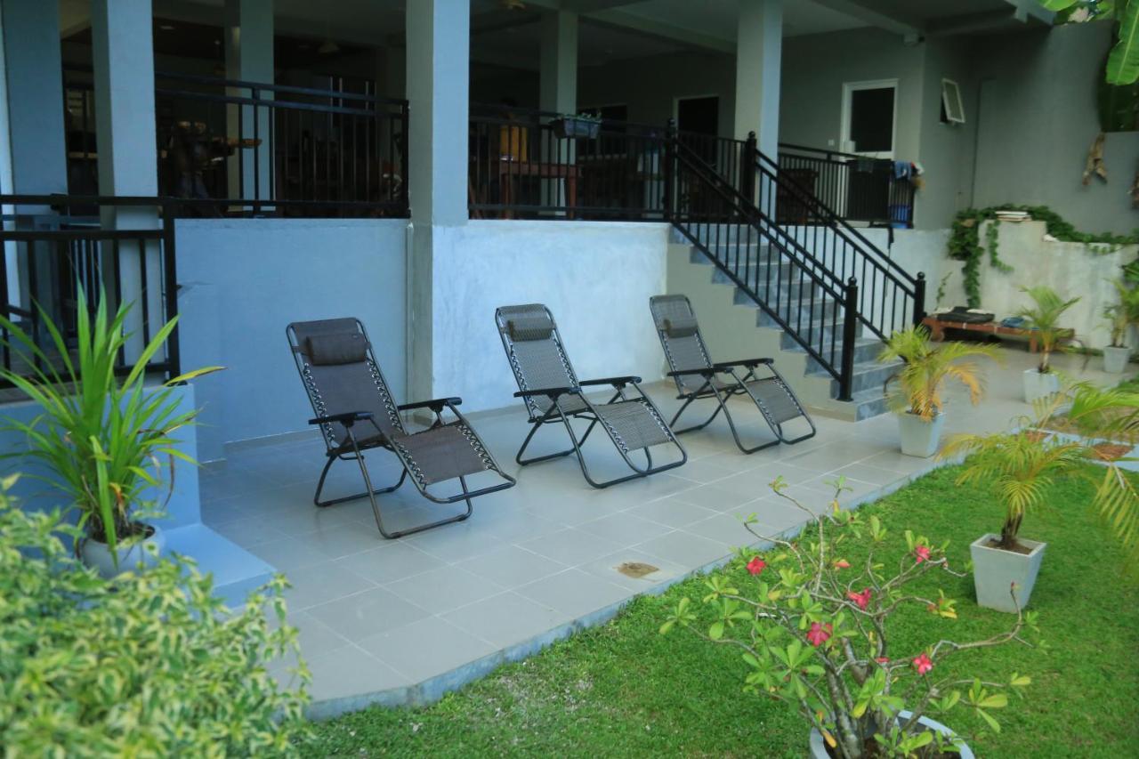 Sri Villa Rest Хиккадува Экстерьер фото