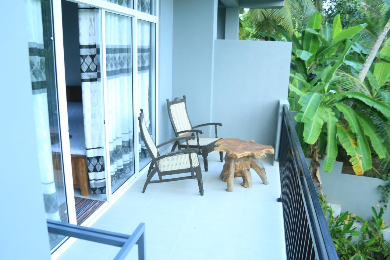 Sri Villa Rest Хиккадува Экстерьер фото