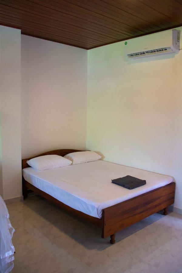 Sri Villa Rest Хиккадува Экстерьер фото