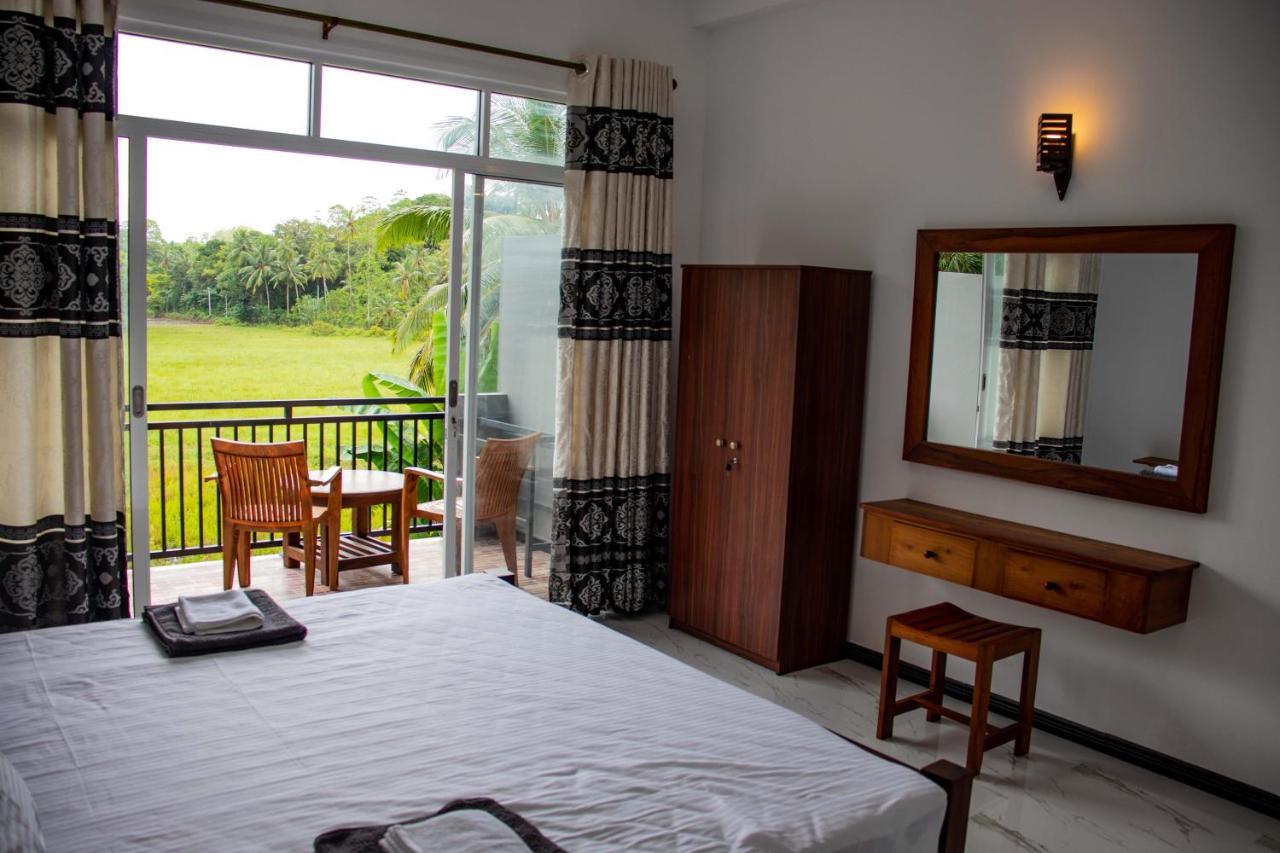 Sri Villa Rest Хиккадува Экстерьер фото